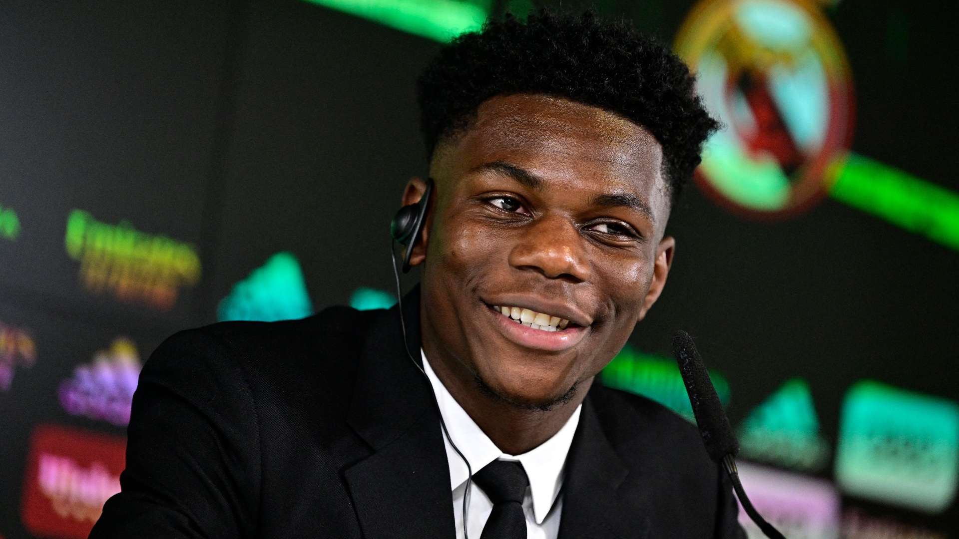 中保持自信 中保持自信